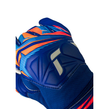 Goalkeeper Gloves Attrakt Grip