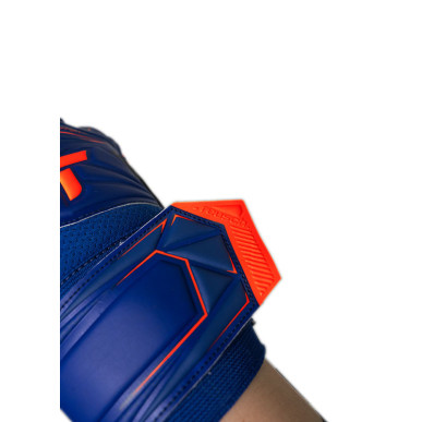 Attrakt Infinity Finger Support — Goalkeeper Gloves with Finger Support
